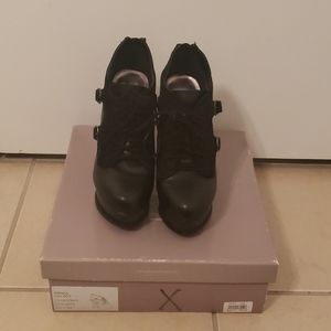 Heels oxfords